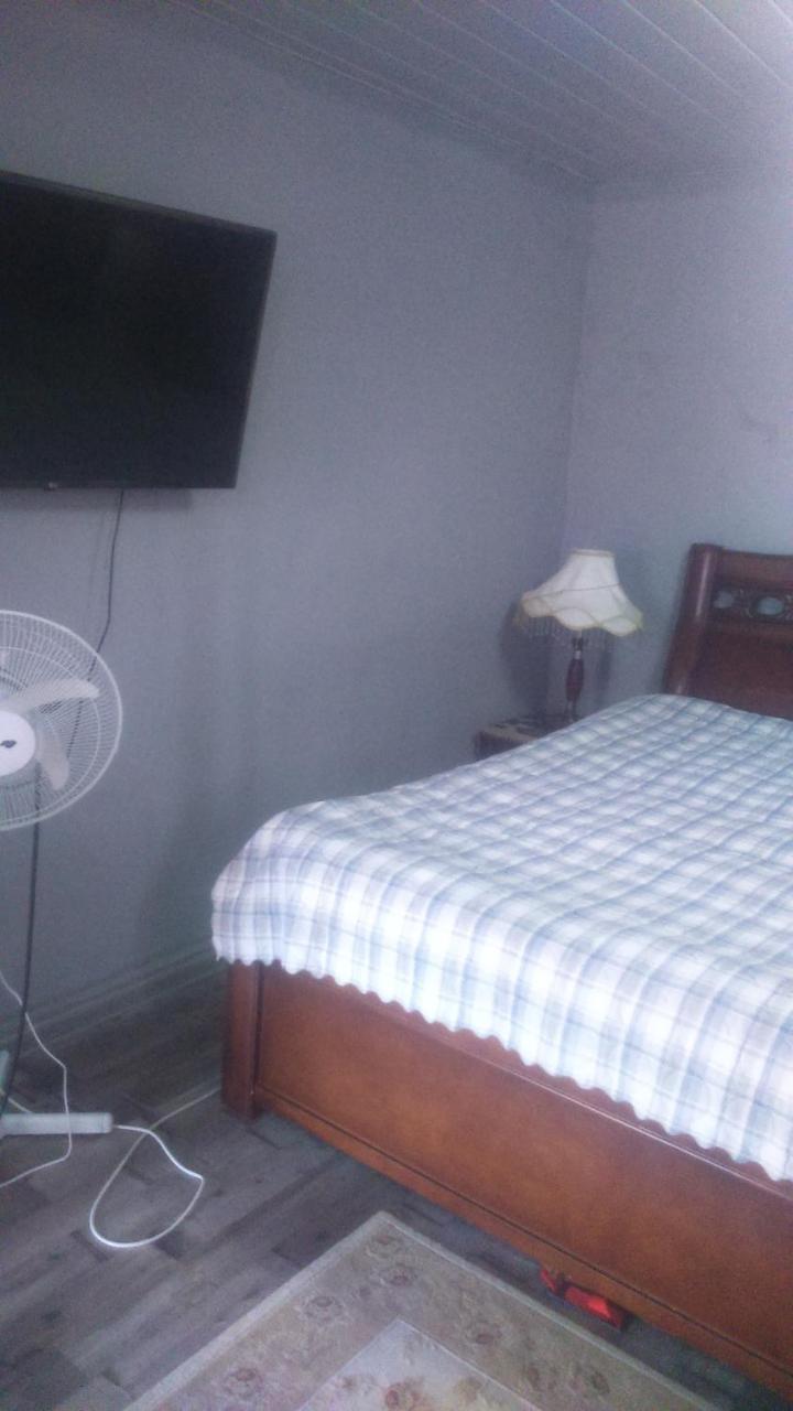 Pʼotʼi Boutique Hotel מראה חיצוני תמונה